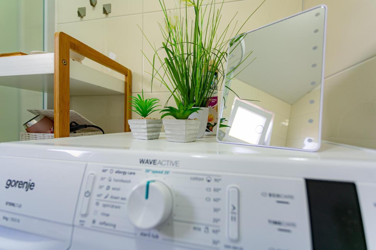 Villa Lorema-Pet Friendly On 5000 Sqm Garden,Pool, Jacuzzi, Billiard&Ps5 Sveti Filip i Jakov Zewnętrze zdjęcie